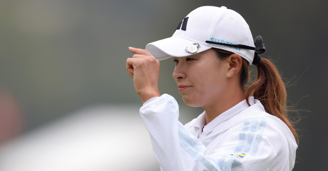 渋野日向子は1打差3位で決勝Rへ「何とか耐えられて良かった」
