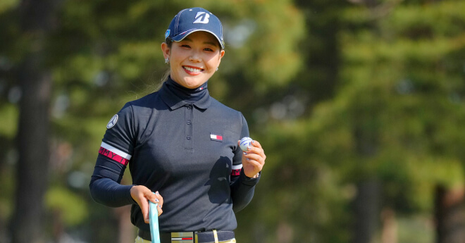 吉田優利が単独首位　小祝さくらが2位浮上、アマ馬場咲希は29位