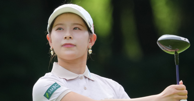 吉田鈴、佐久間朱莉が首位で最終日へ　桑木志帆は2打差7位