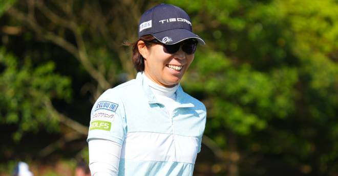 穴井詩、高野愛姫が首位発進　吉田鈴、政田夢乃ら3位