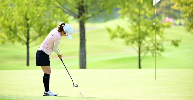 古江彩佳、蛭田みな美が首位で決勝へ　地元・吉田鈴も4差8位の好位置