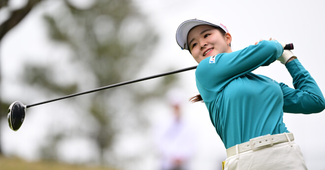 川﨑春花が単独首位　2位に宮崎出身の山内日菜子ら