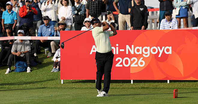 日本の比嘉一貴が首位発進、中島啓太も3位好スタート　アジア大会