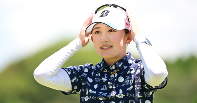 加藤麗奈が単独首位　2打差に仲宗根澄香、皆吉愛寿香