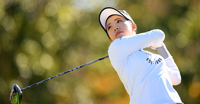 今大会がラストの大江香織が首位タイで最終日へ　渋野日向子は予選落ち