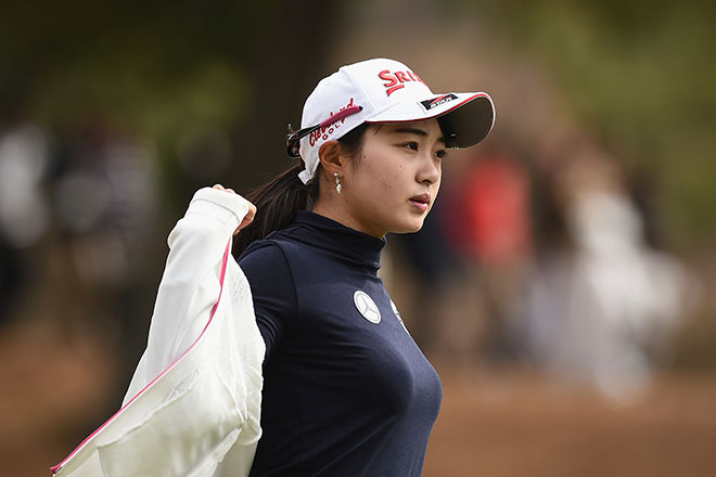 新人の三浦桃香、最速Vタイなるか　宮里藍、佐伯三貴がプロ転向4試合目で優勝